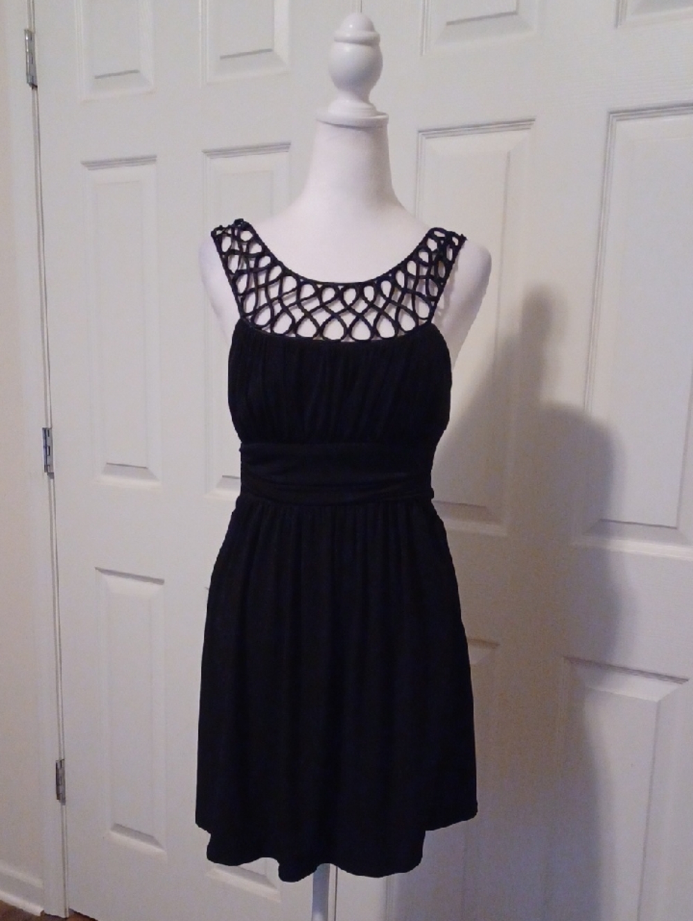 <> Love Tease Sleeveless Black Dress with Cute Back